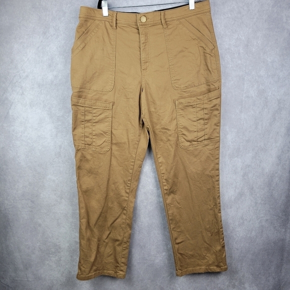 Democracy Ab Technology Khaki Cargo Pants Size 16 Mid-Rise Cropped - Picture 1 of 11